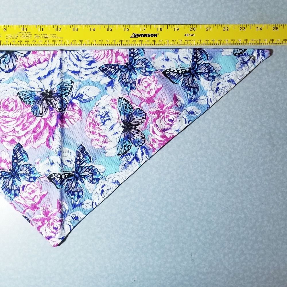 (Medium) Reversible Dog Bandana Birds&Butterflies - Picture 4 of 7